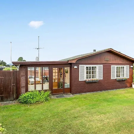 Holiday home Neea - 40m From The Sea By Interhome *