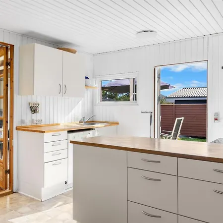 Casa vacanze Neea - 40m From The Sea By Interhome